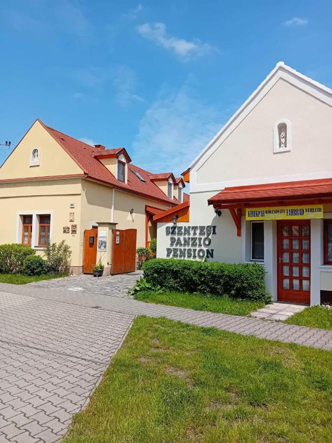 FertőrákosSzentesi Panzio住宿加早餐旅馆 外观 照片